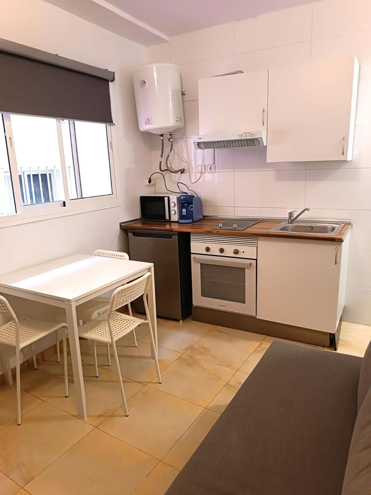 Apartamentos Duende Malaga Exterior photo